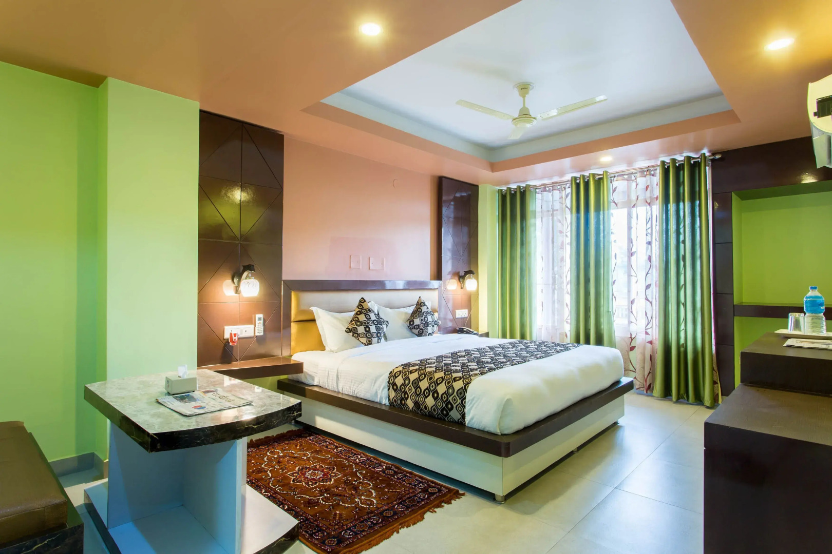 Siddhartha Hotel New Anand