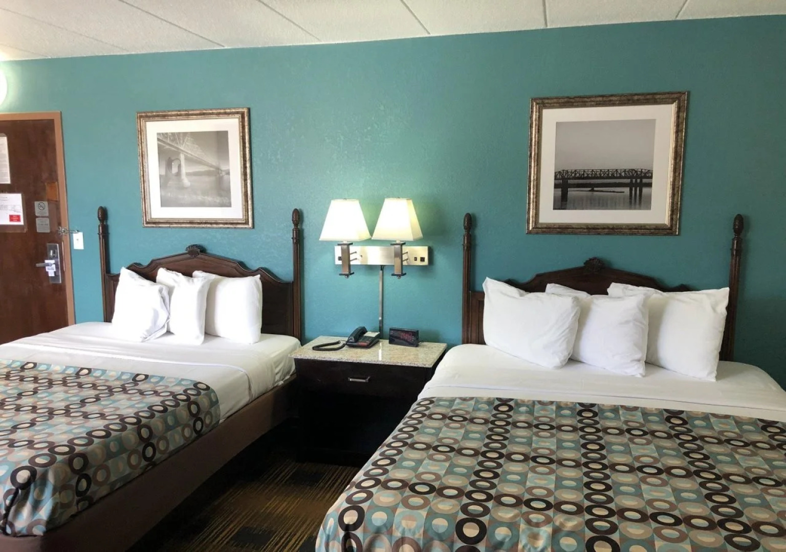 Red Carpet Inn Rochester