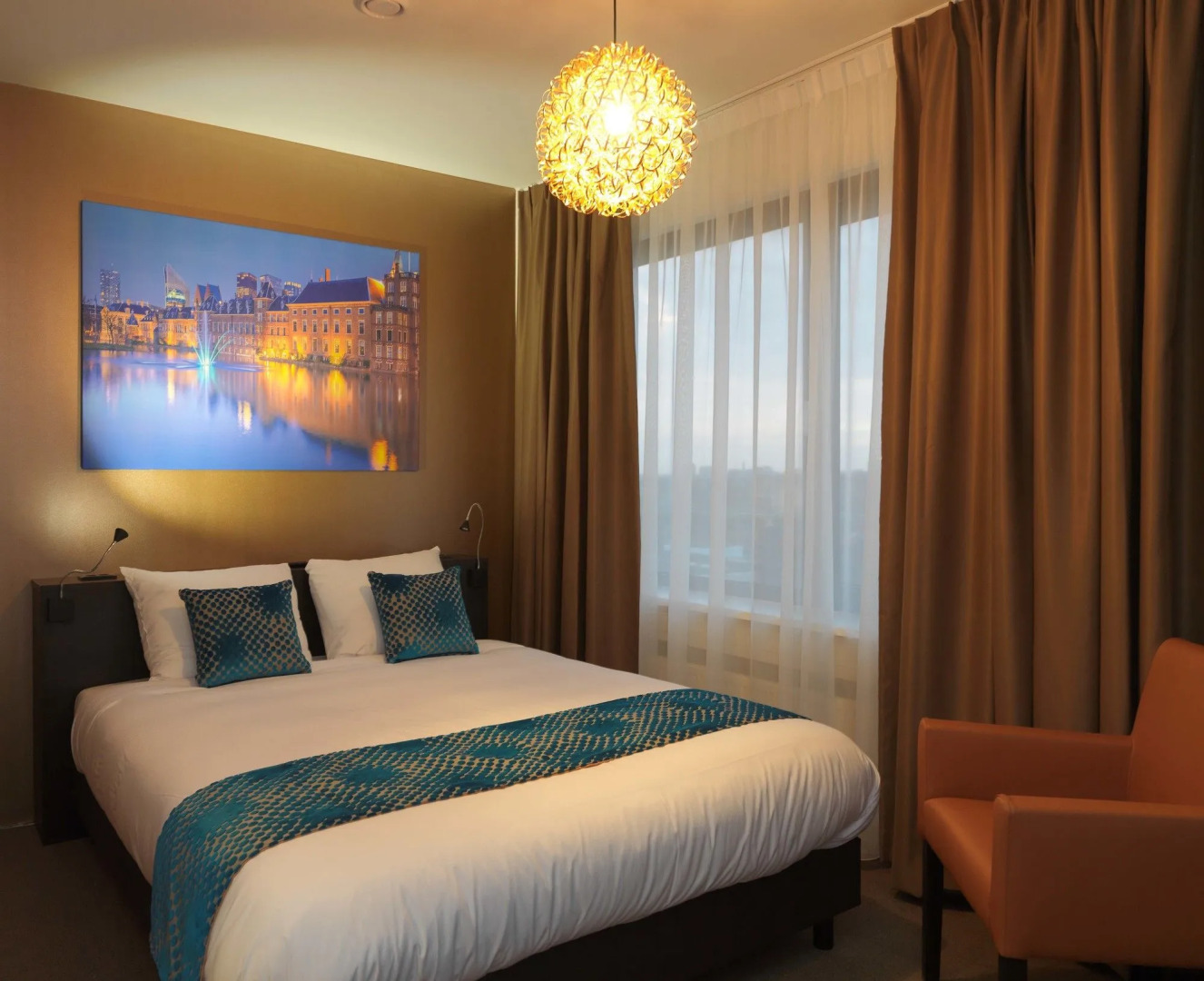 The Hague Teleport Hotel