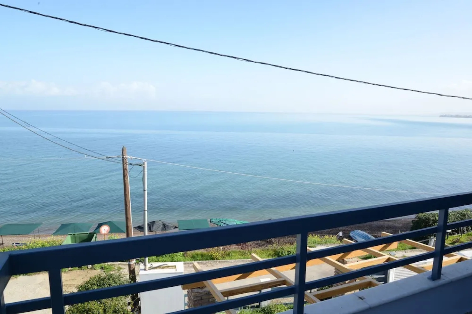 comfortable villa right by the sea