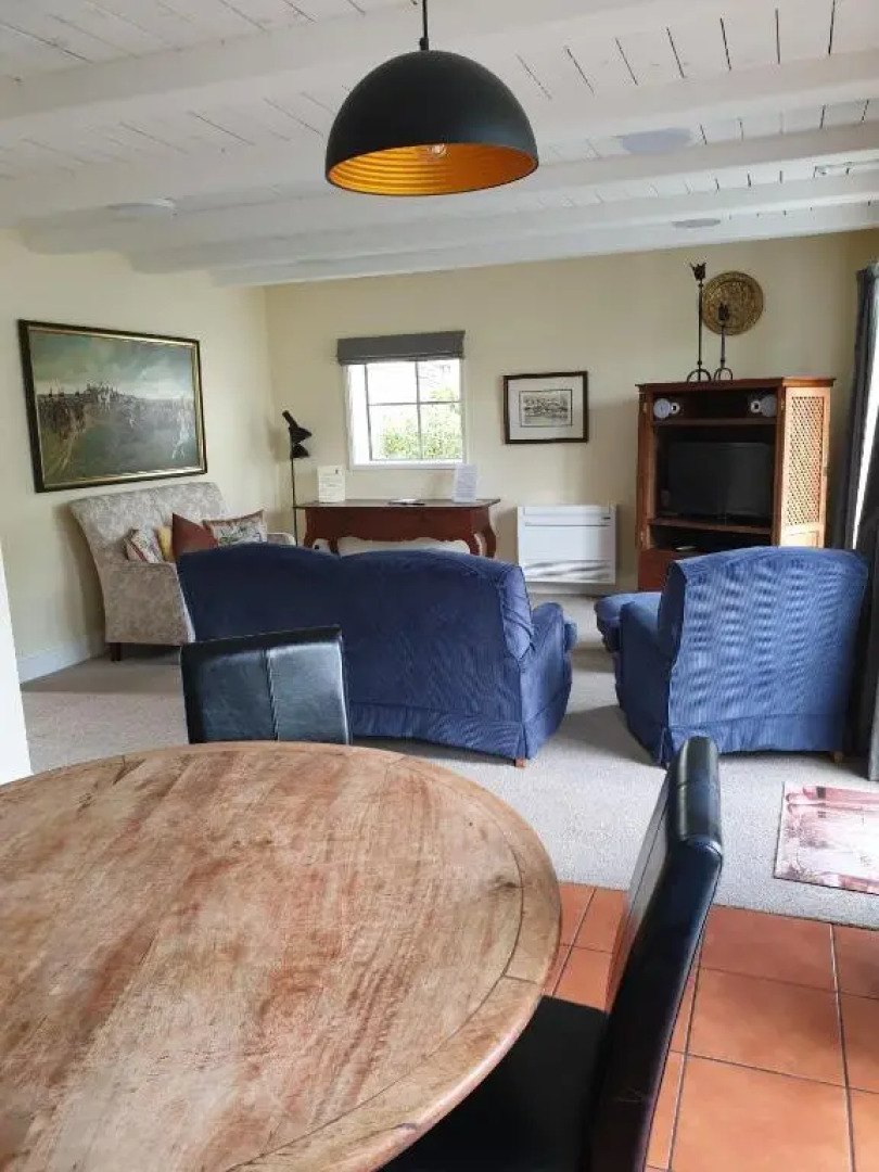 The Bruce Waterfront Apartments by AVI