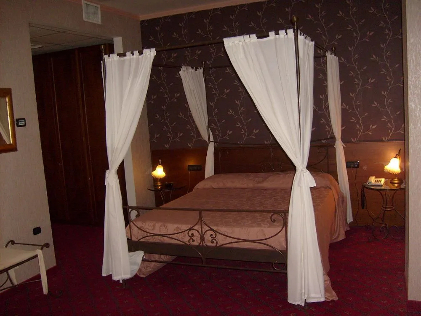 Hotel - Motel Flower