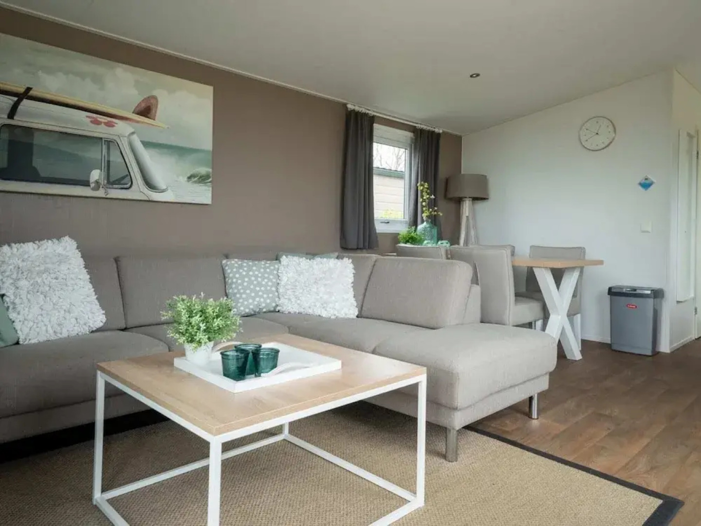 Lakeside Escape Near Enkhuizen