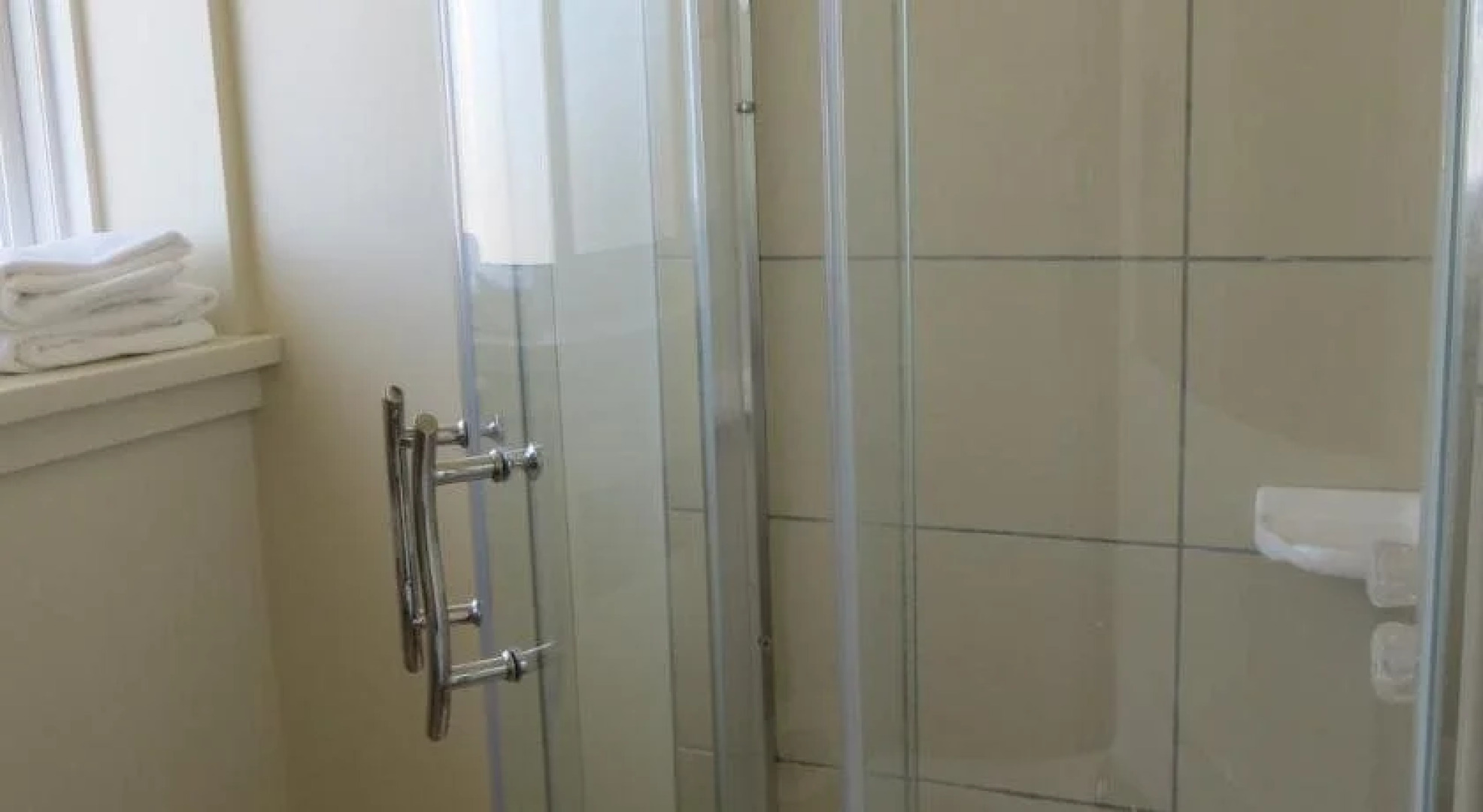 Athabasca Valley Inn & Suites