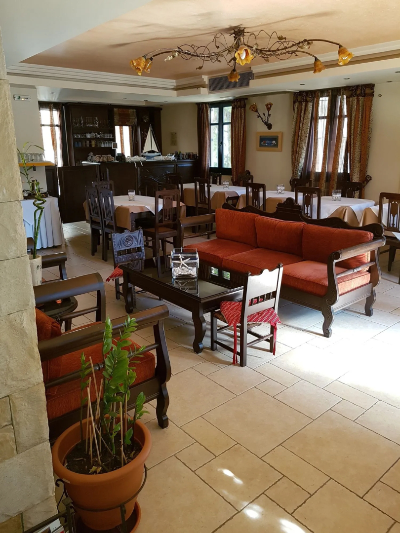 Epavlis Boutique Suites