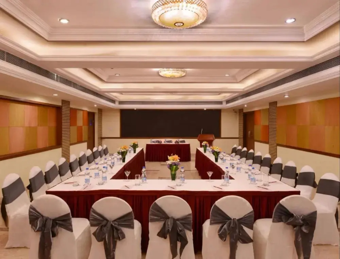 Clarks Inn Airport Hotel