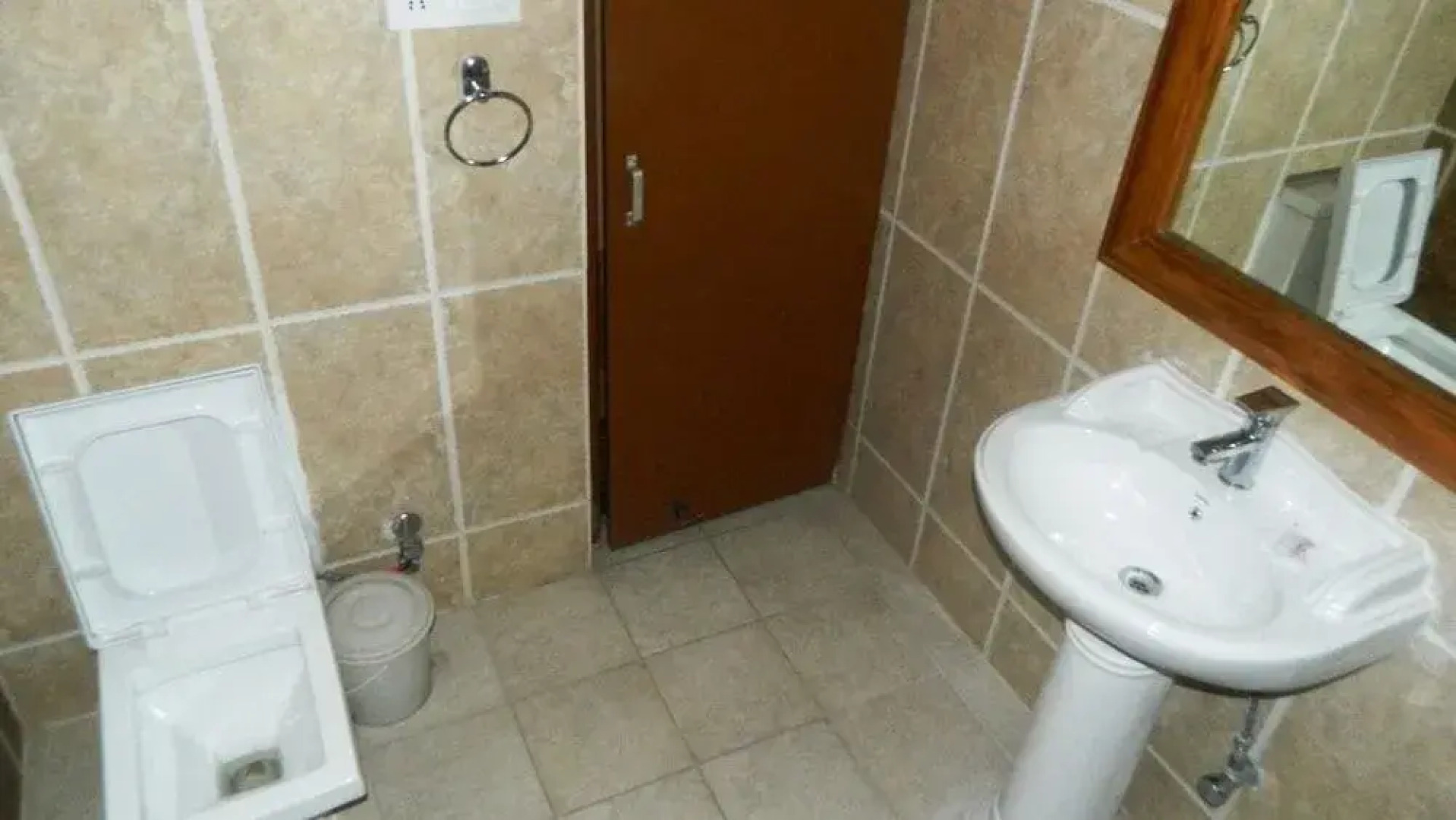 Hotel Yamini