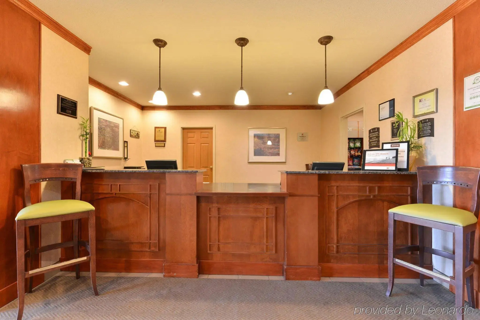 Staybridge Suites Calgary Airport by IHG