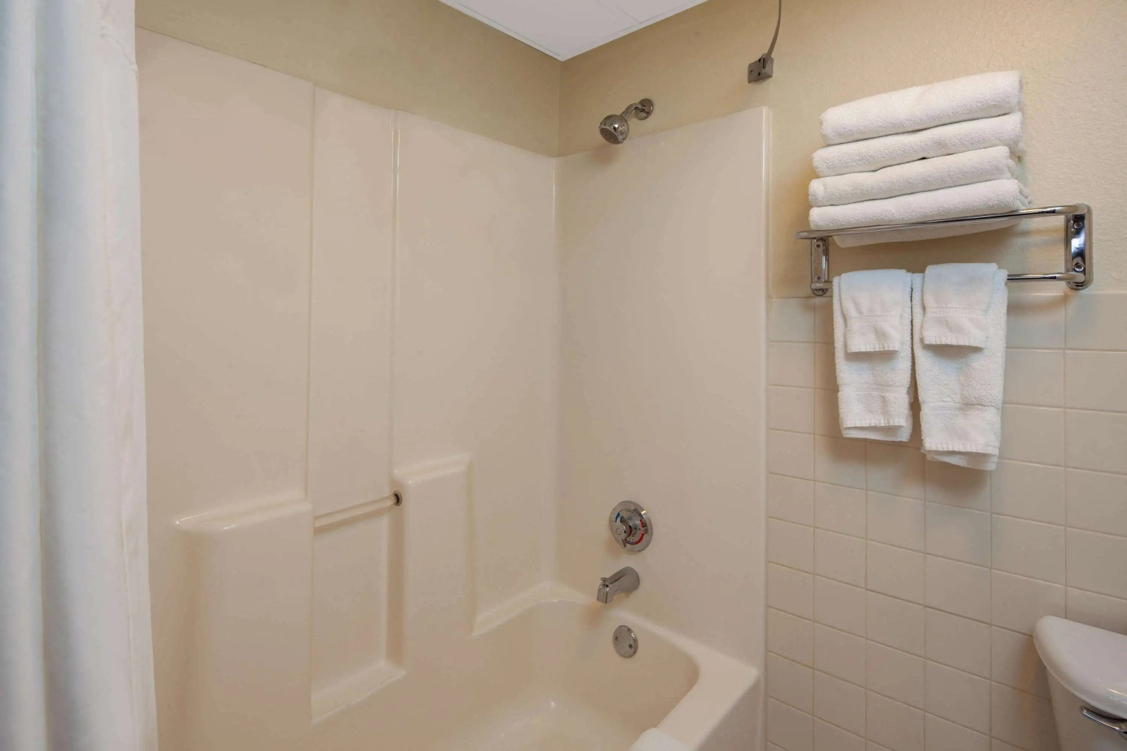 AmericInn by Wyndham Northfield