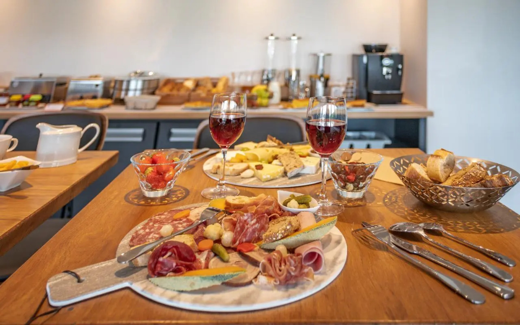 Brit Hotel - Hotel de l'Hippodrome