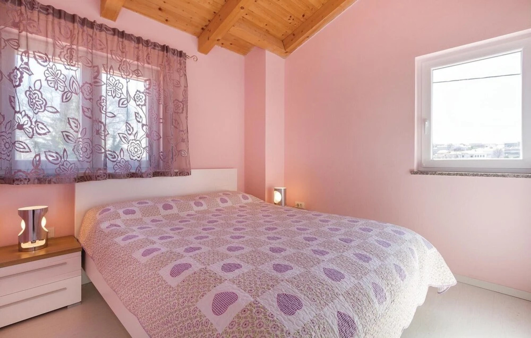 Stunning Home in Rovinjsko Selo With Wifi and 2 Bedrooms