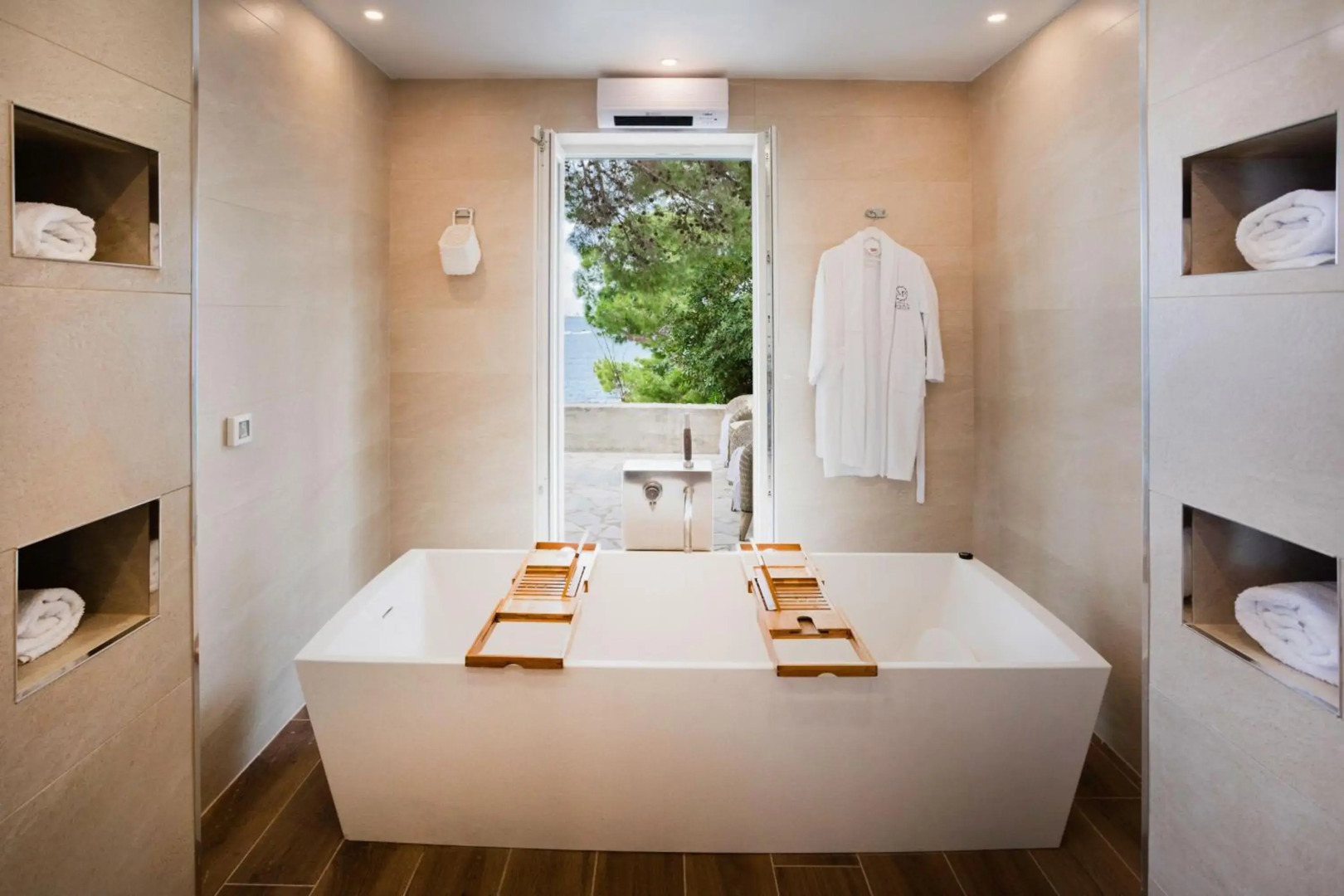 Villa Mey's Place On The Beach