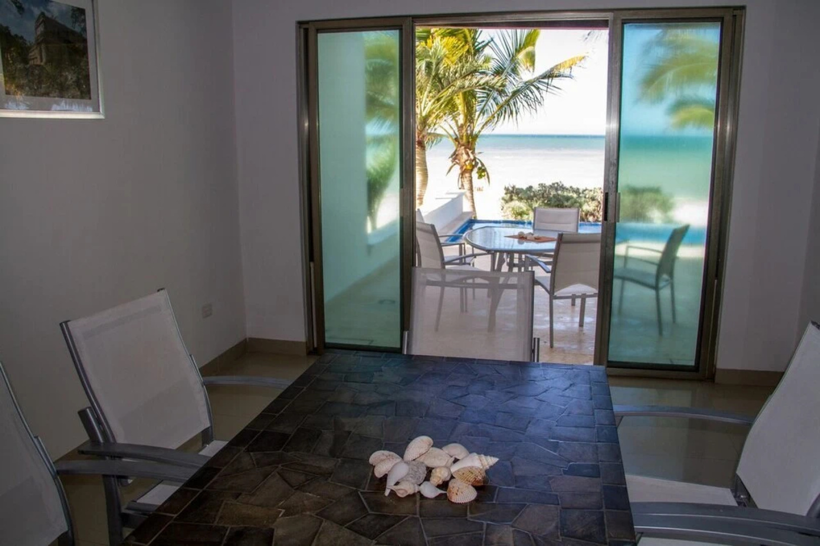 Piña Beach House in San Benito Beach