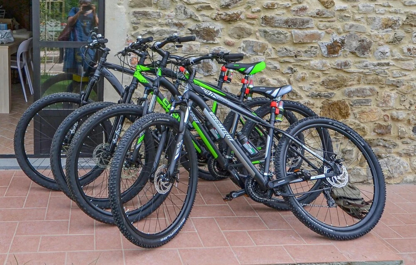 Stunning Home in Arezzo With 5 Bedrooms, Jacuzzi and Wifi