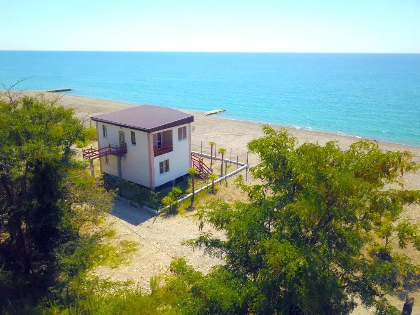 Apartments Izumrudniy Bereg