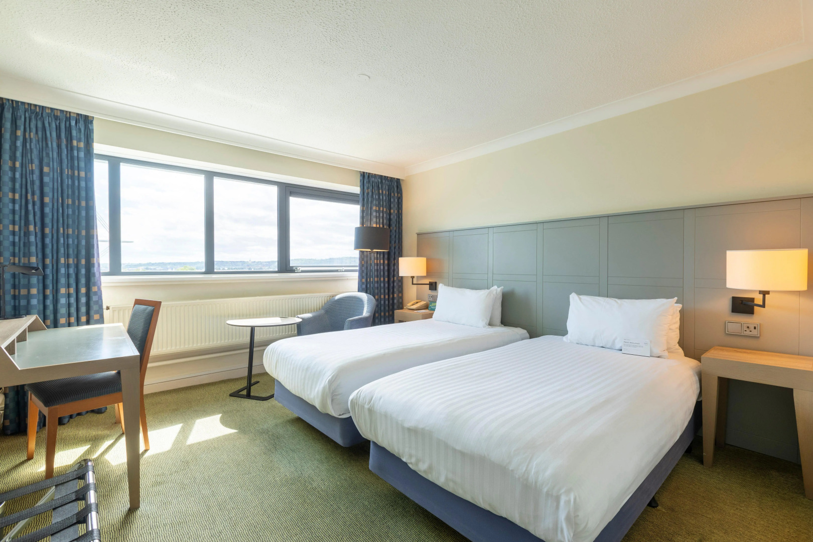 Holiday Inn Cardiff City Centre by IHG