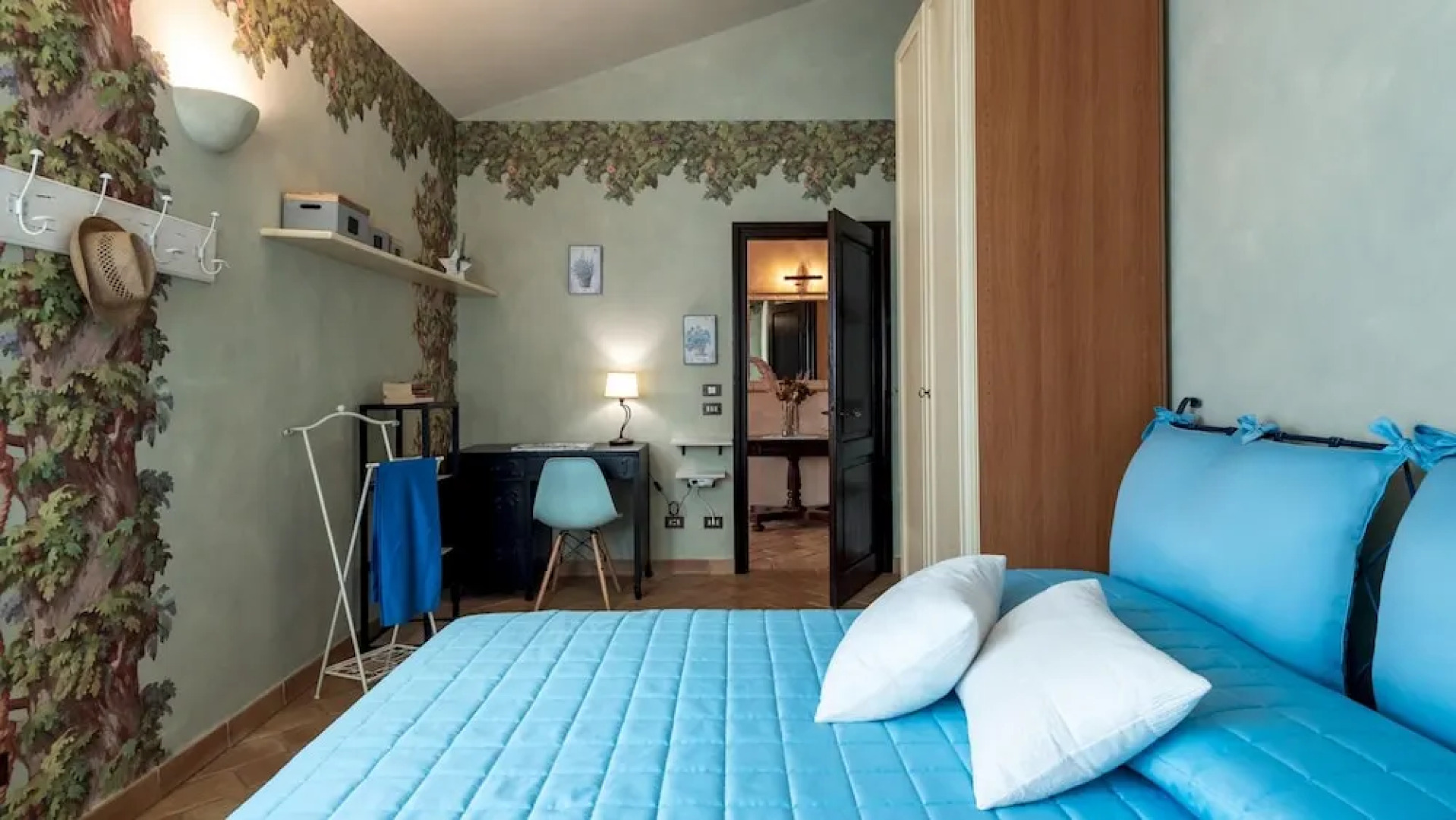 Villa Isotta 8 4 Emma Villas