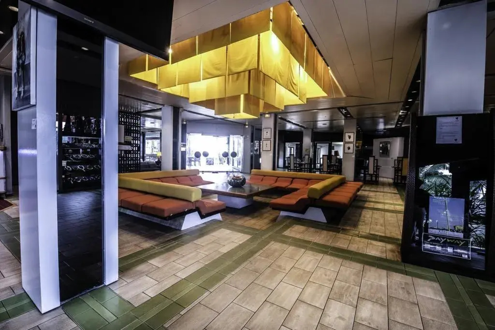 Douala Rabingha Hotel