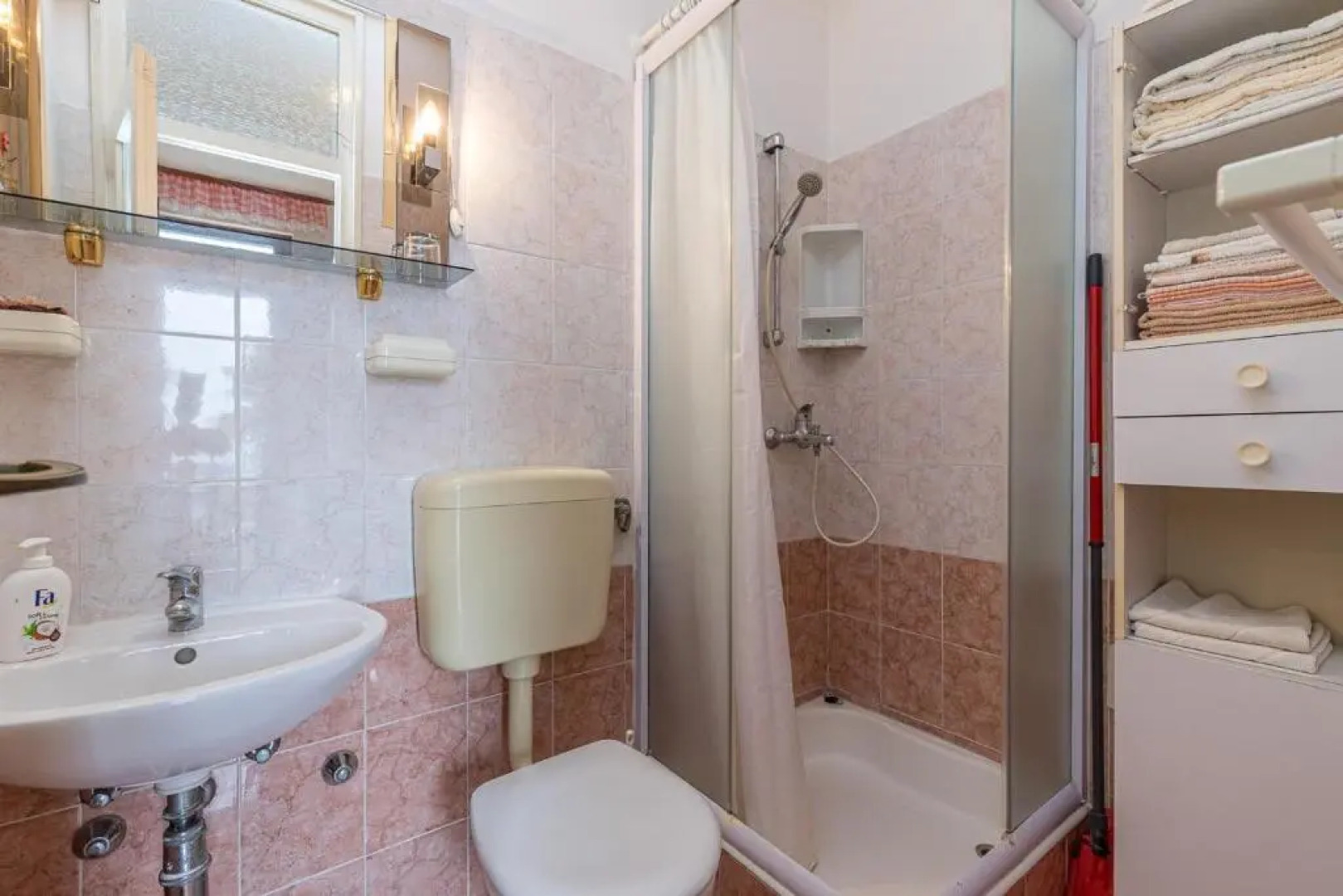 Apartment Dusper 347