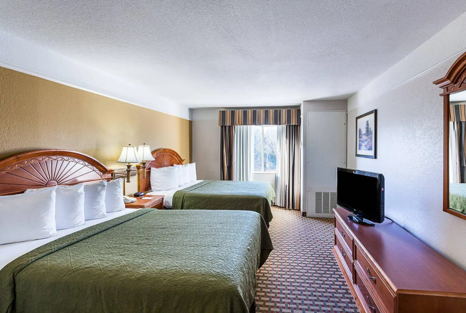 Quality Inn & Suites SeaWorld North