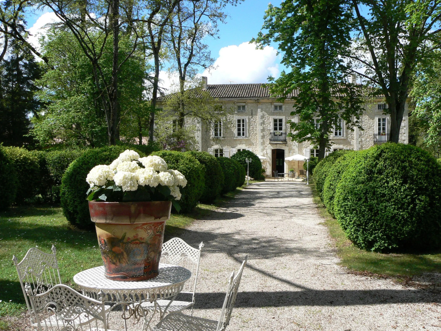 Chateau De Lhoste