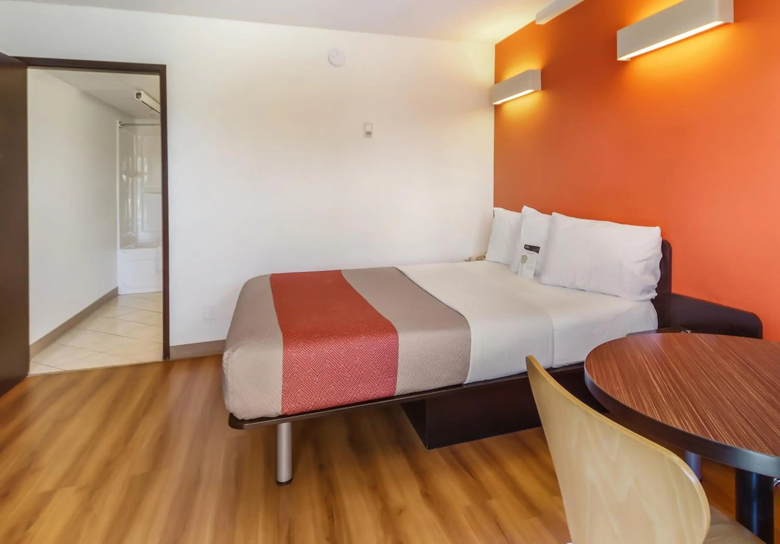 Motel 6 Lethbridge, AB