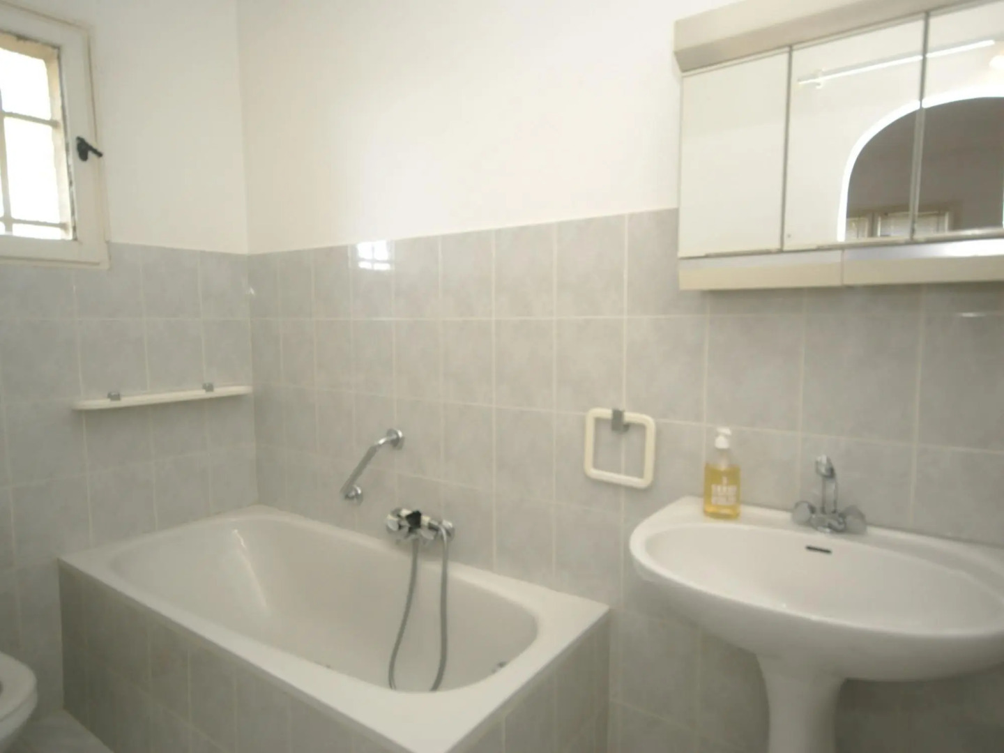 Lush Holiday Home in Draguignan With Private Garden