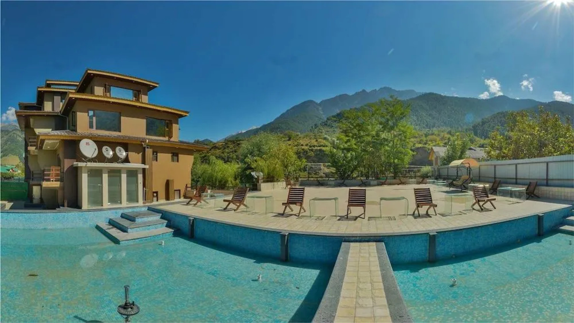 Eden Resorts and suits