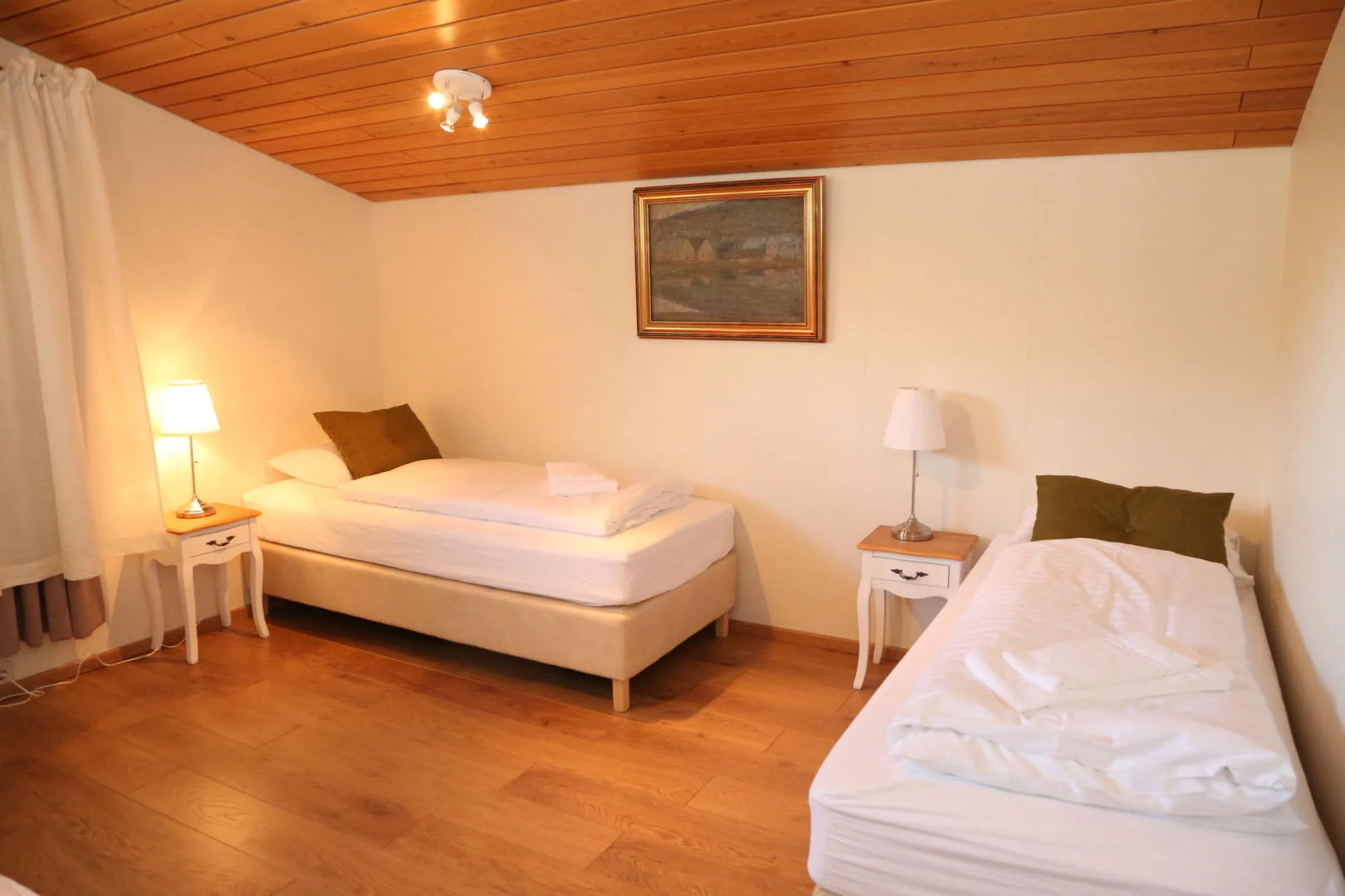 Отель Kjarnalundur