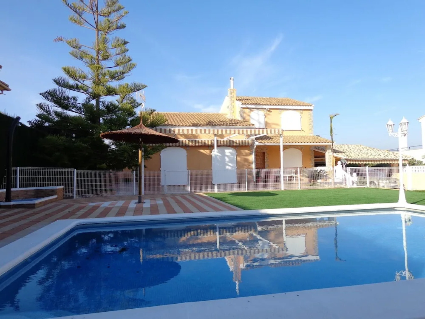 Villa With 4 Bedrooms in Benifayó, With Wonderful sea View, Private Pool, Furnished Garden