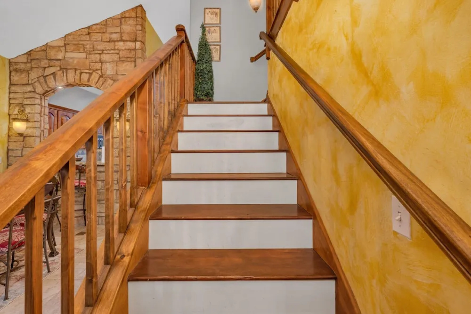 A Tuscan Adventure in California! 3 BDR Sleeps 8