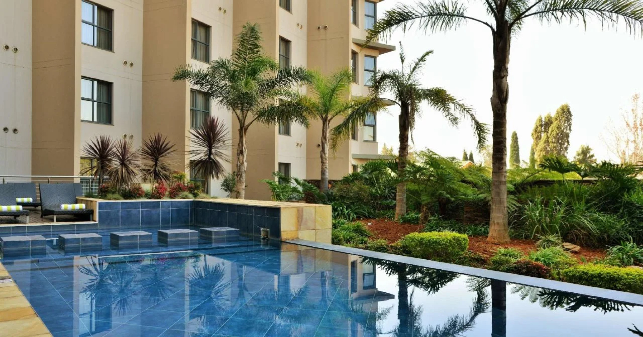 Premier Hotel OR Tambo