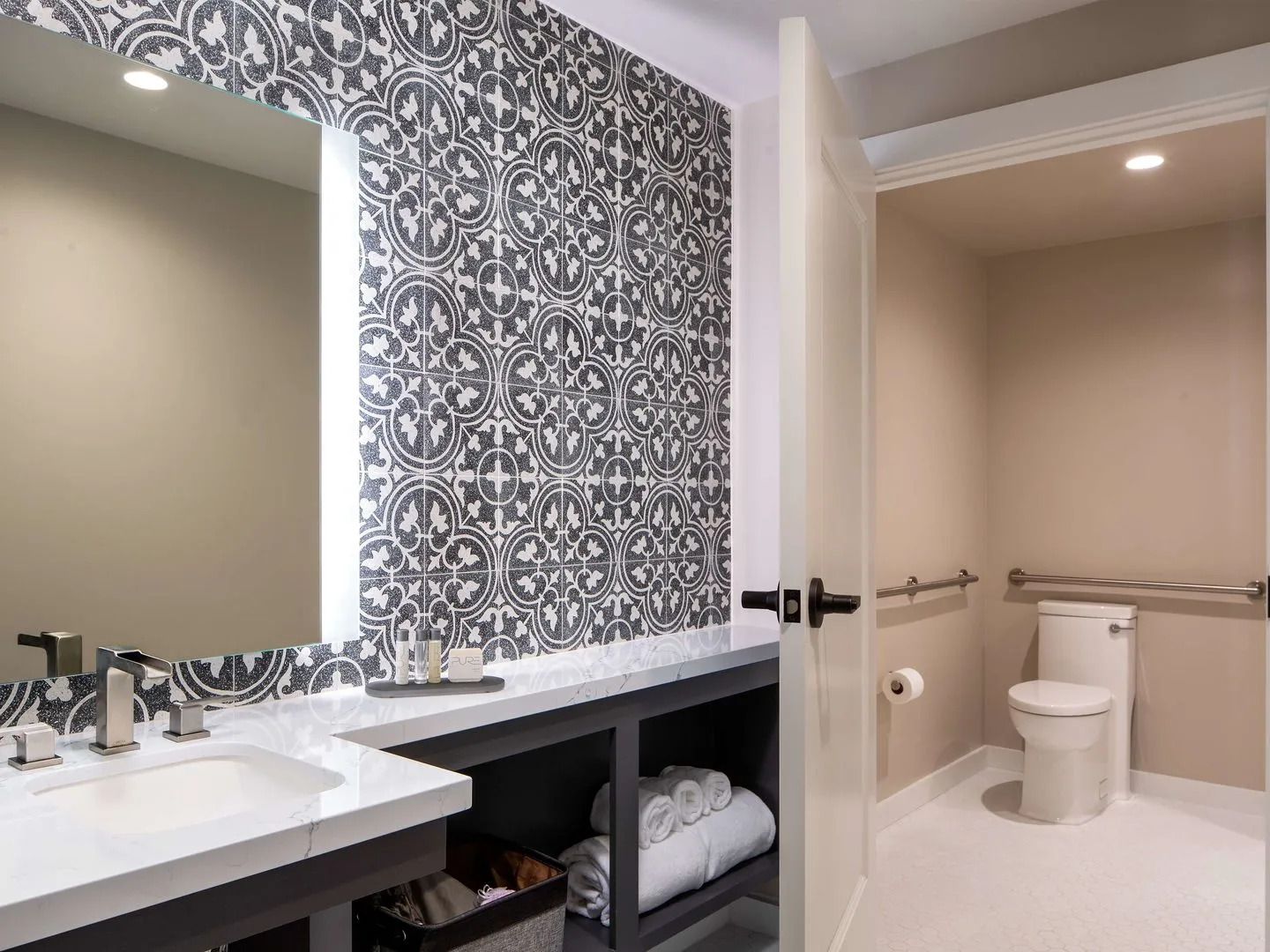 The Piccolo at Paso Robles Inn