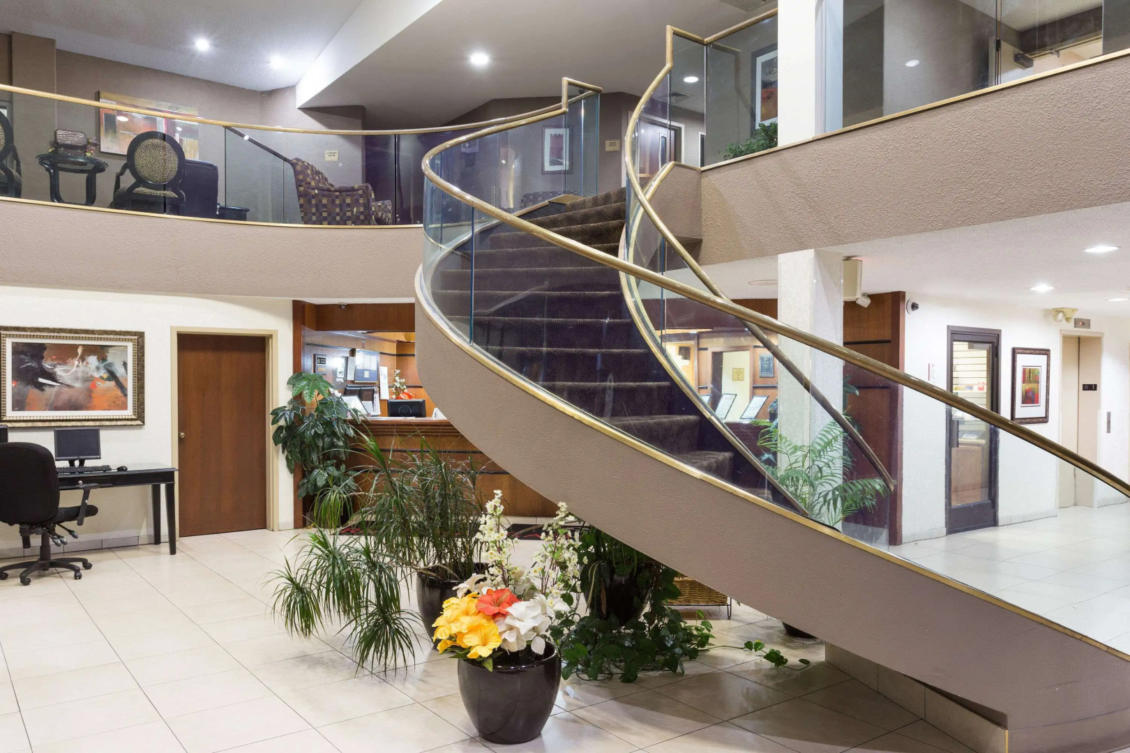 Ramada by Wyndham Bettendorf