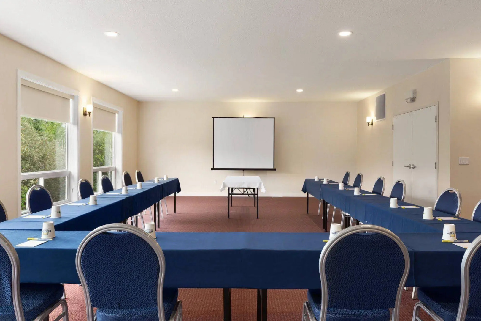 Days Inn by Wyndham Sioux Lookout