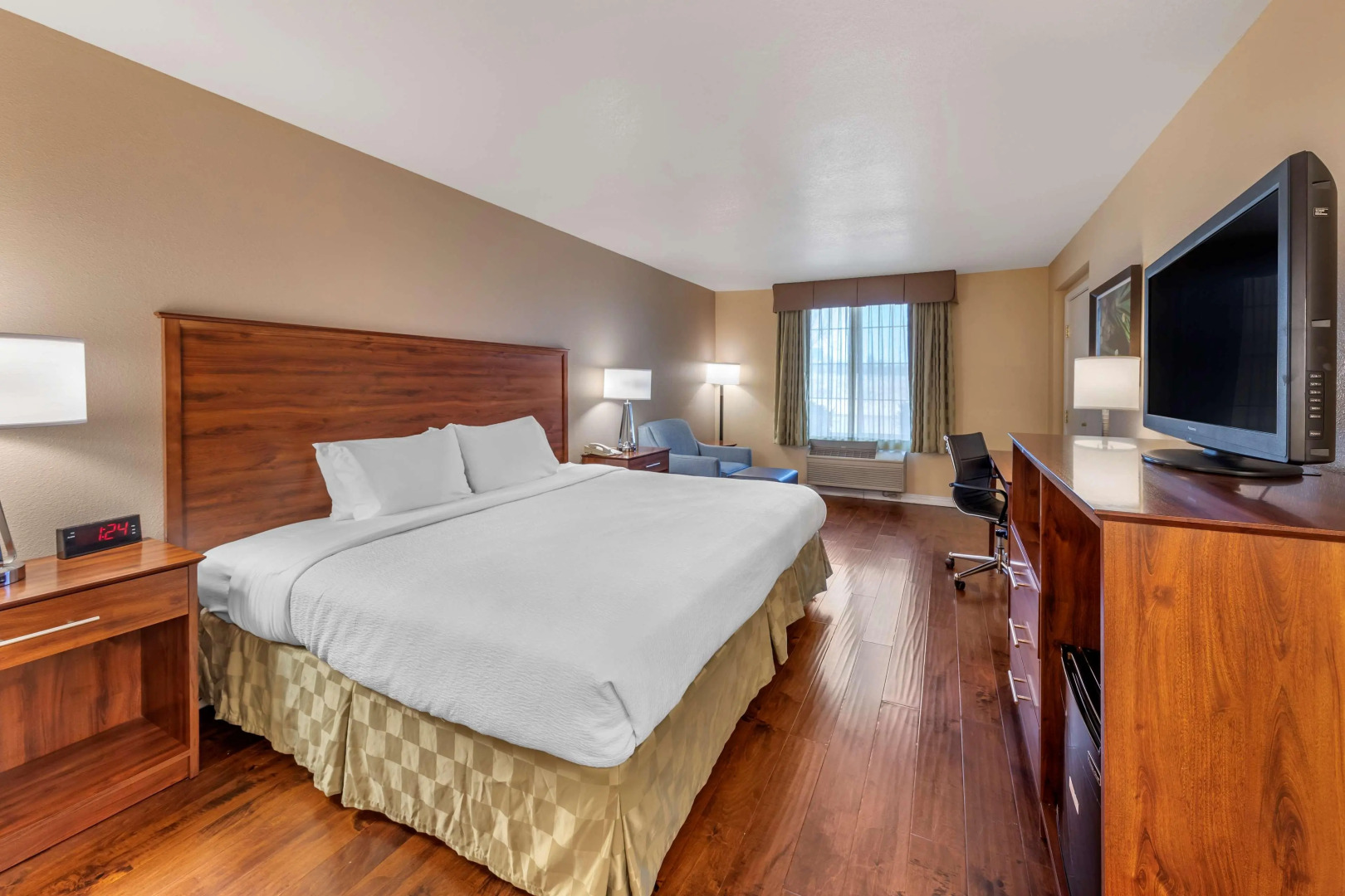 Best Western Plus John Jay Inn & Suites