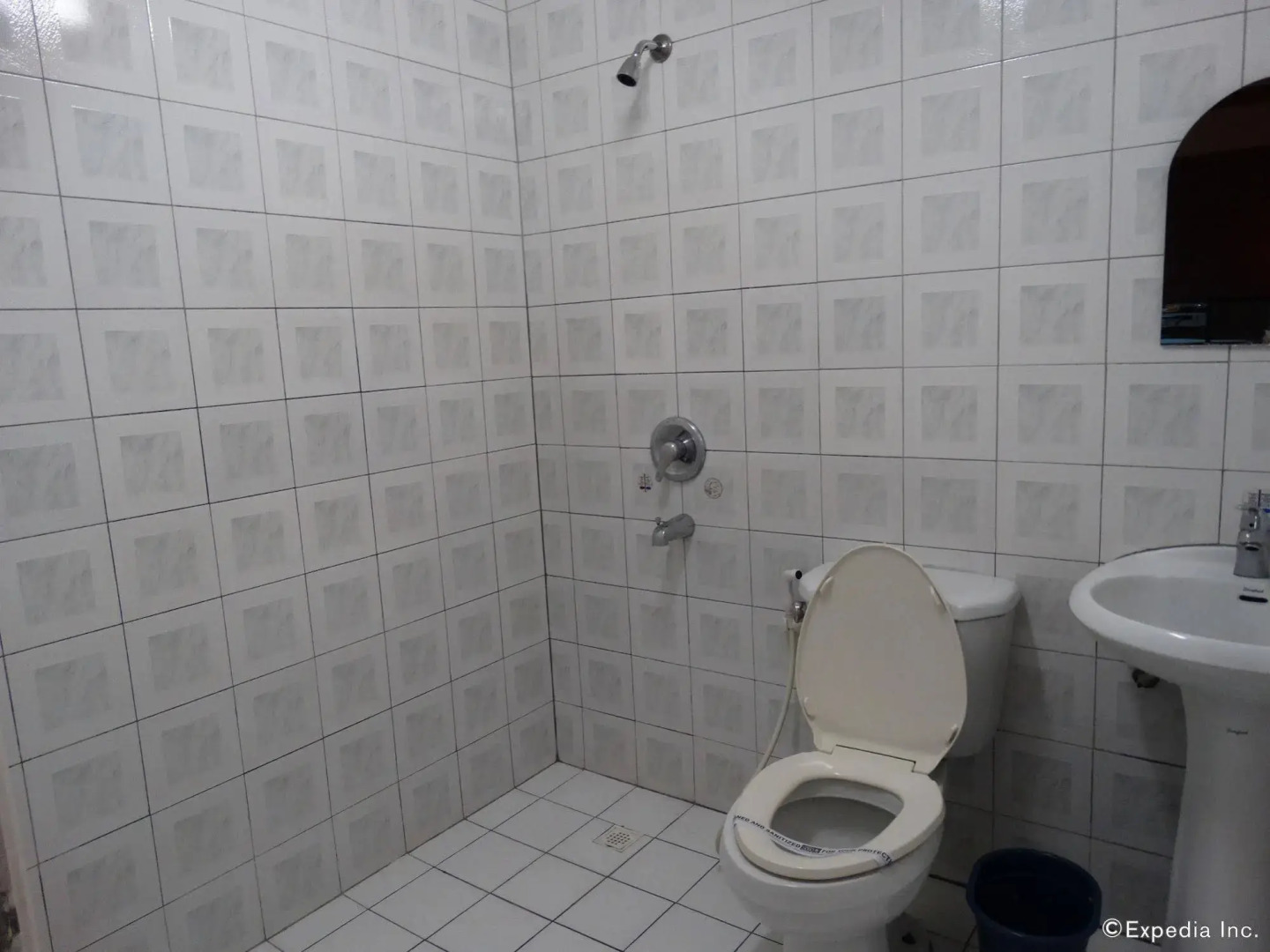 Hotel Sogo Quirino Motor Drive Inn