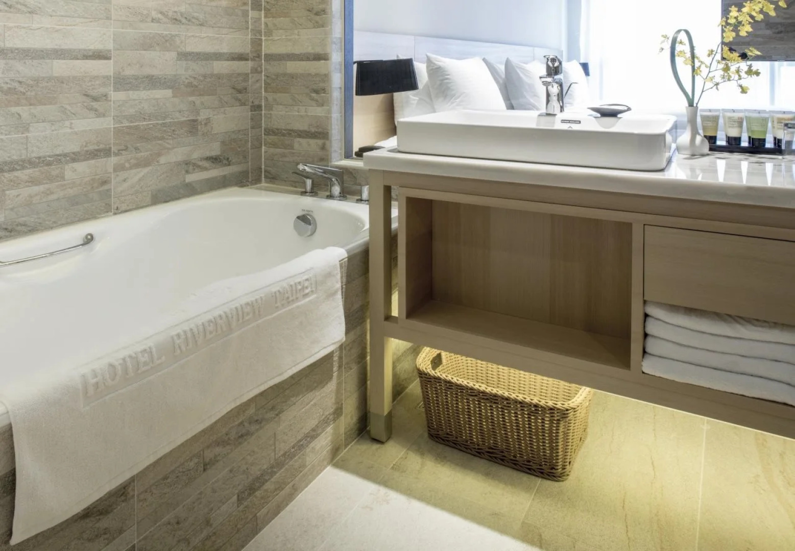 Riverview Suites Taipei