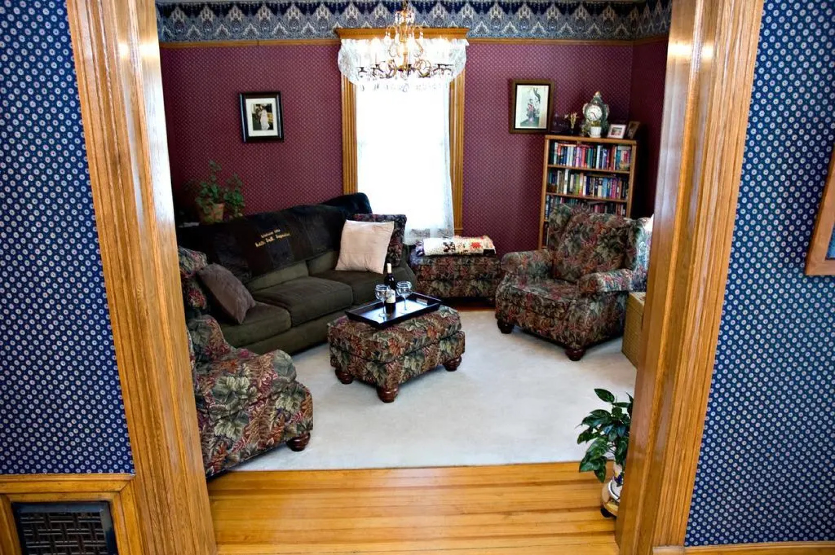 Lindsay House Bed and Breakfast