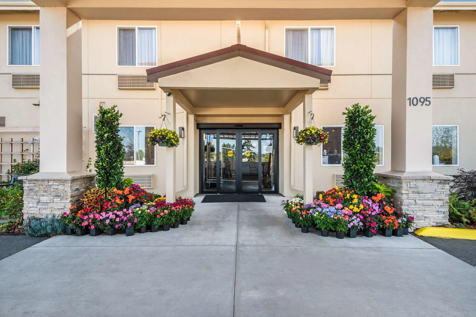 Red Lion Inn & Suites Sequim