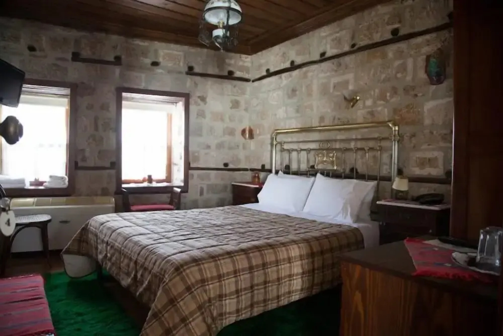 Hagiati Traditional Hotel