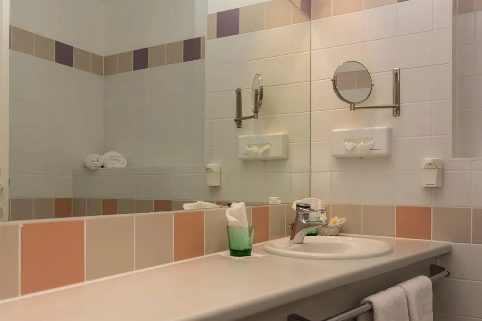 DAS VIER Sport,- und Wellnesshotel