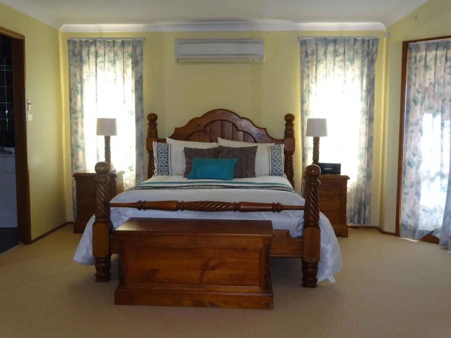 Kingfisher LakeHouse