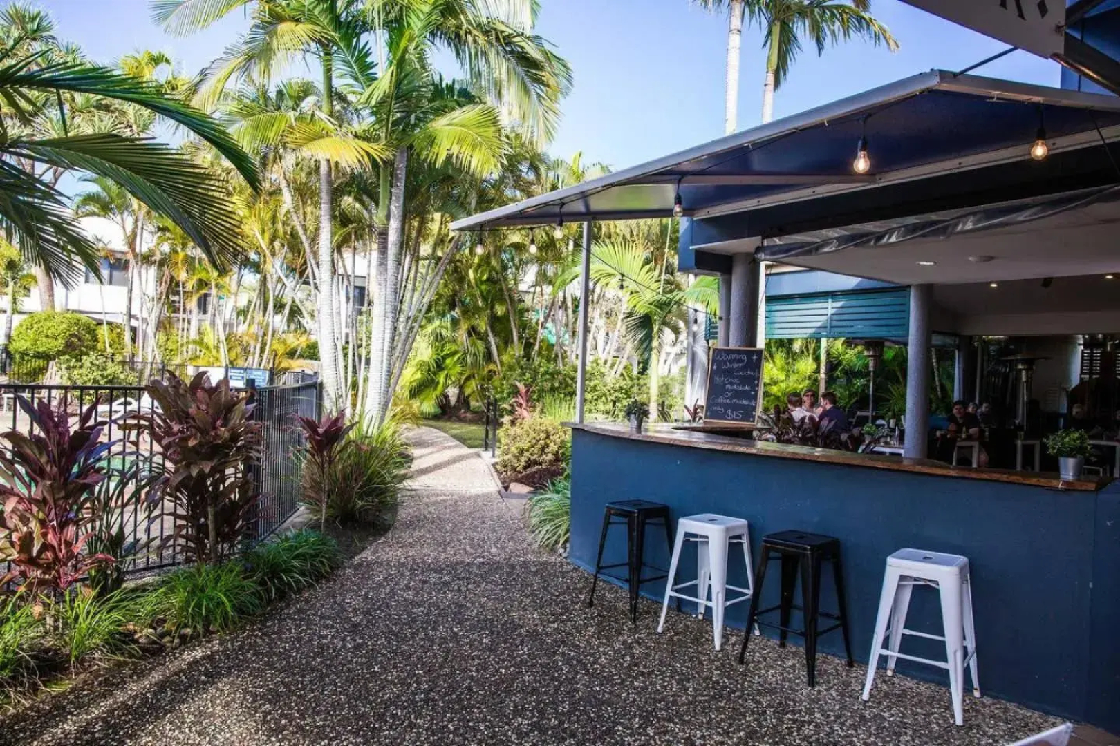 Tropical Getaway in 2 Bedroom Unit in 4 star Resort