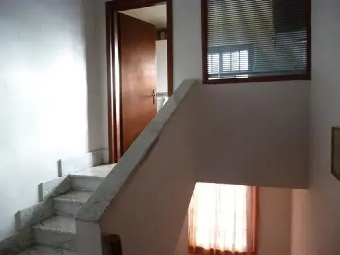 Viottolone Bed and Car