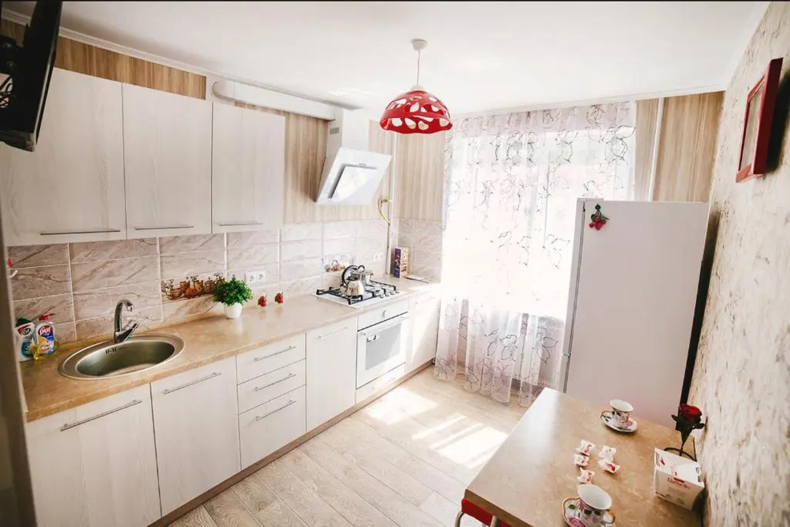 2-комн ЛЮКС в центре Вишенки