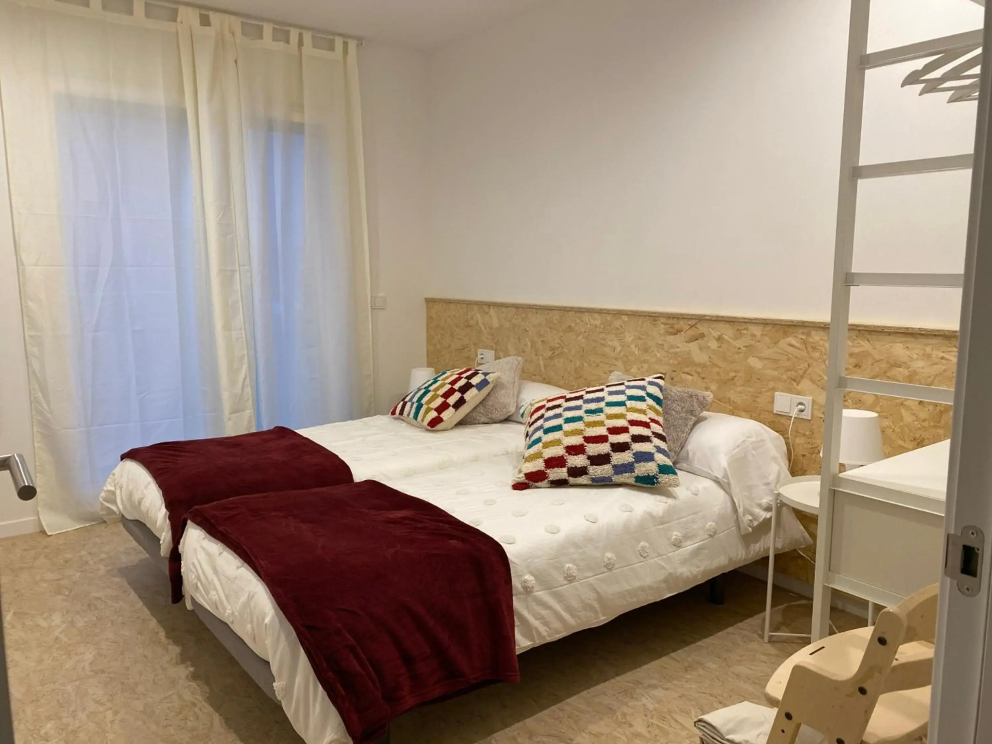 JASALPI único apartamento delante del Lago de Banyoles