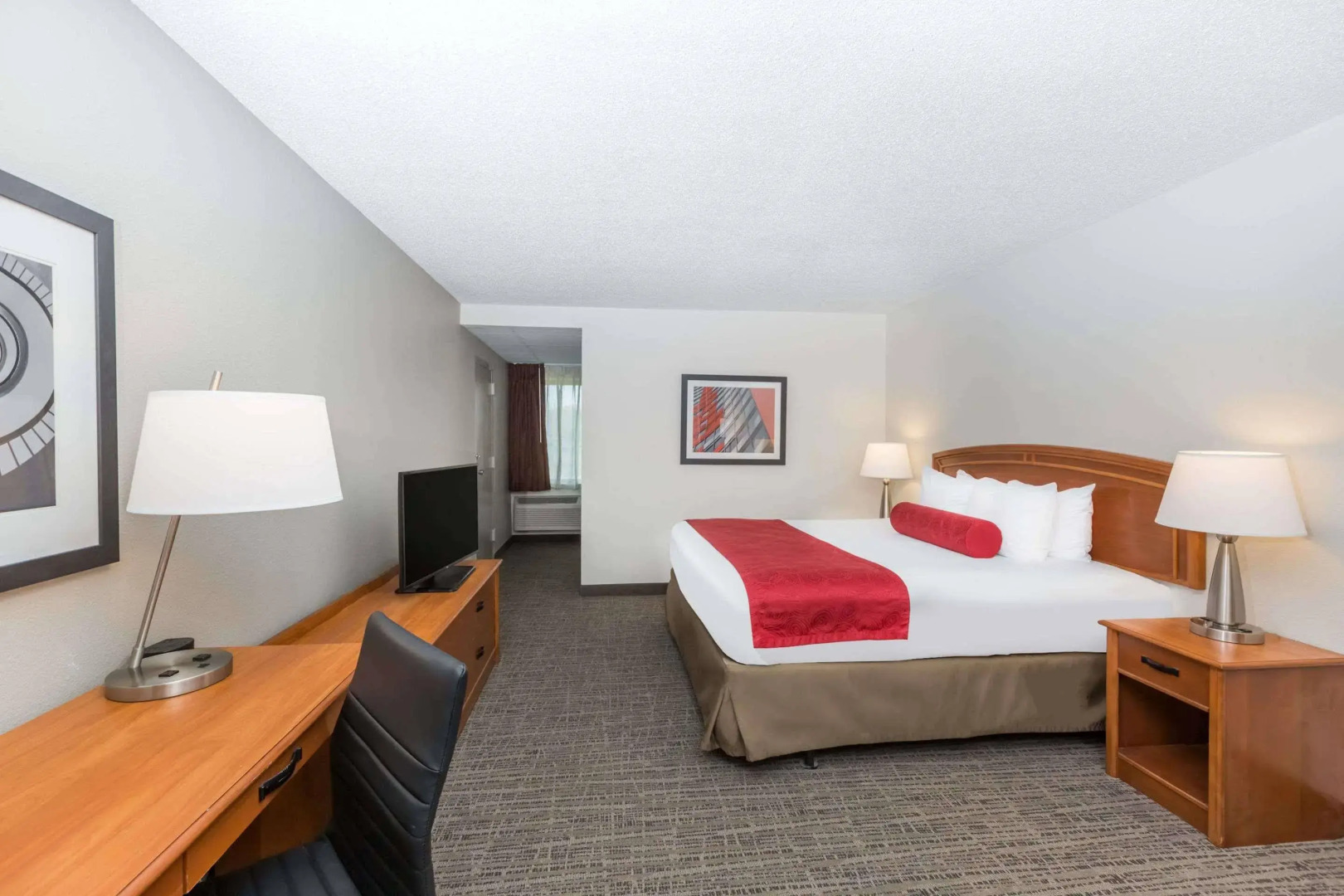 Ramada Ankeny