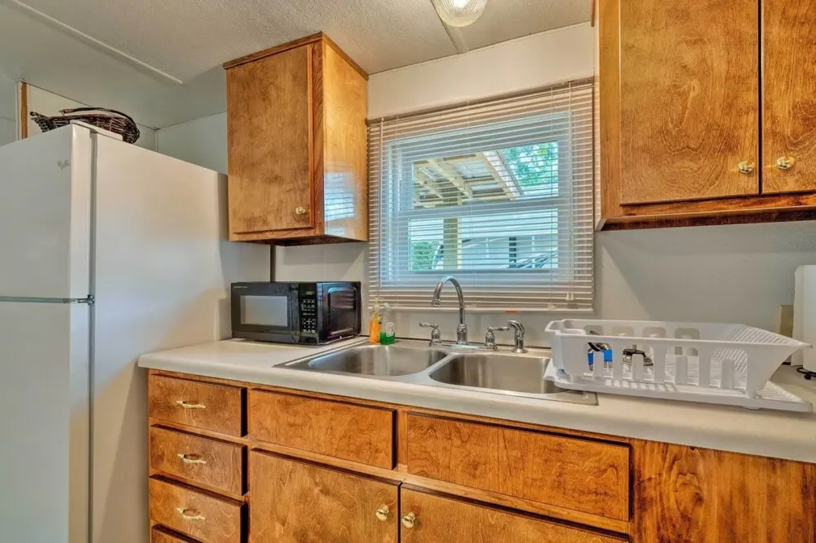 Cabin w/ Fire Pit, Walk to Steinhatchee River!