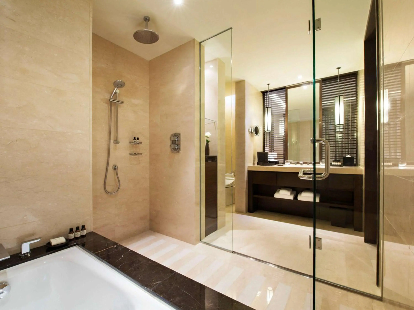 Отель Fairmont Jakarta